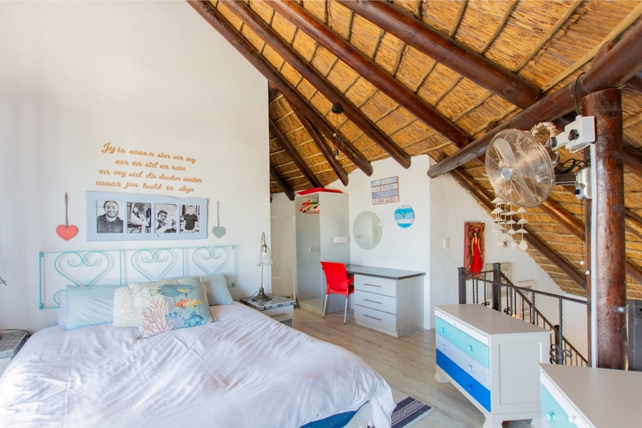 3 Bedroom Property for Sale in Dwarskersbos Western Cape